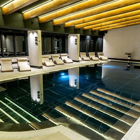 Hotel Roman Maramures - Ski & Spa Resort Statiunea エクステリア 写真