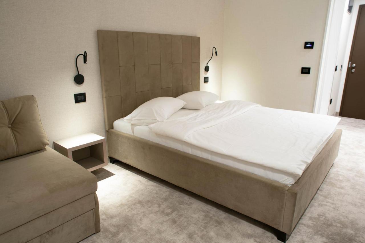 Hotel Roman Maramures - Ski & Spa Resort Statiunea エクステリア 写真