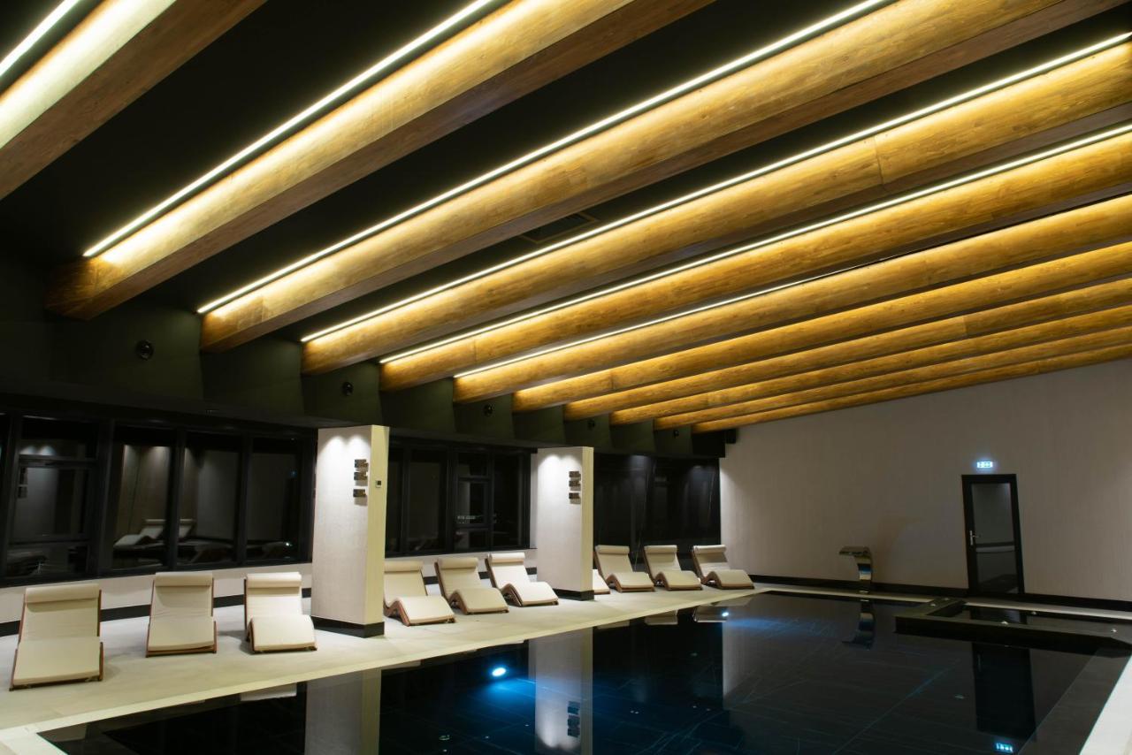 Hotel Roman Maramures - Ski & Spa Resort Statiunea エクステリア 写真