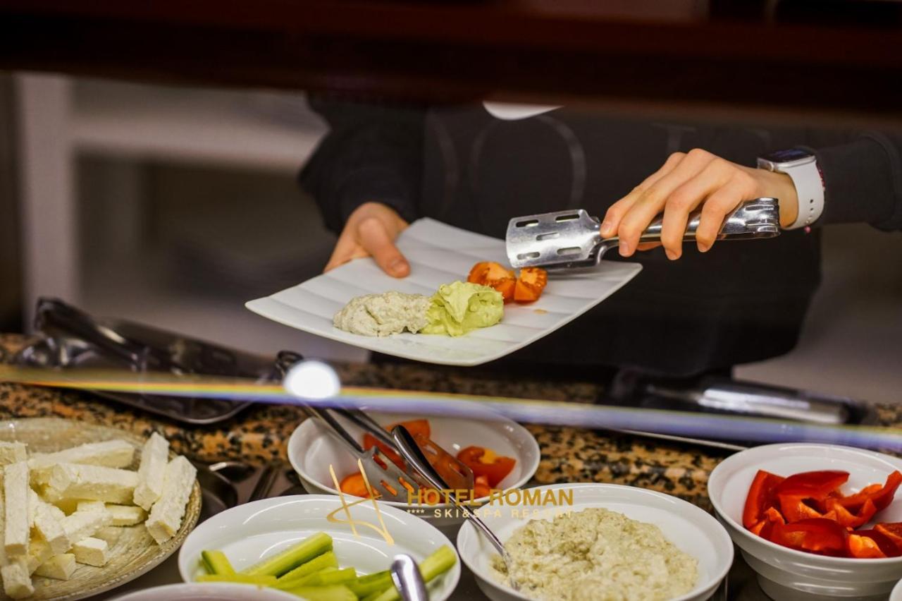 Hotel Roman Maramures - Ski & Spa Resort Statiunea エクステリア 写真